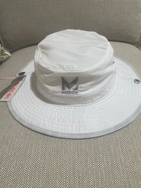 Mission White Sun Bucket Hat